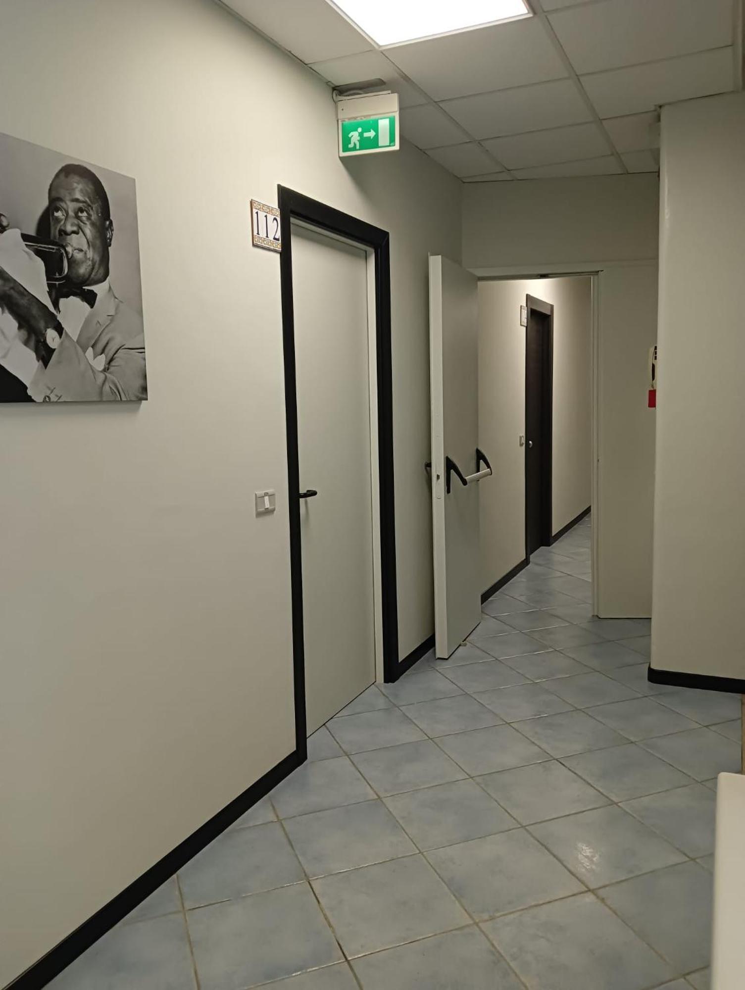 Astoria Hotel Pesaro Bagian luar foto